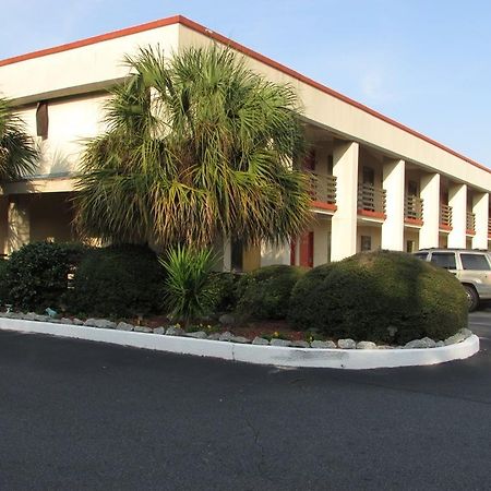 New Valdosta Inn And Suites ภายนอก รูปภาพ