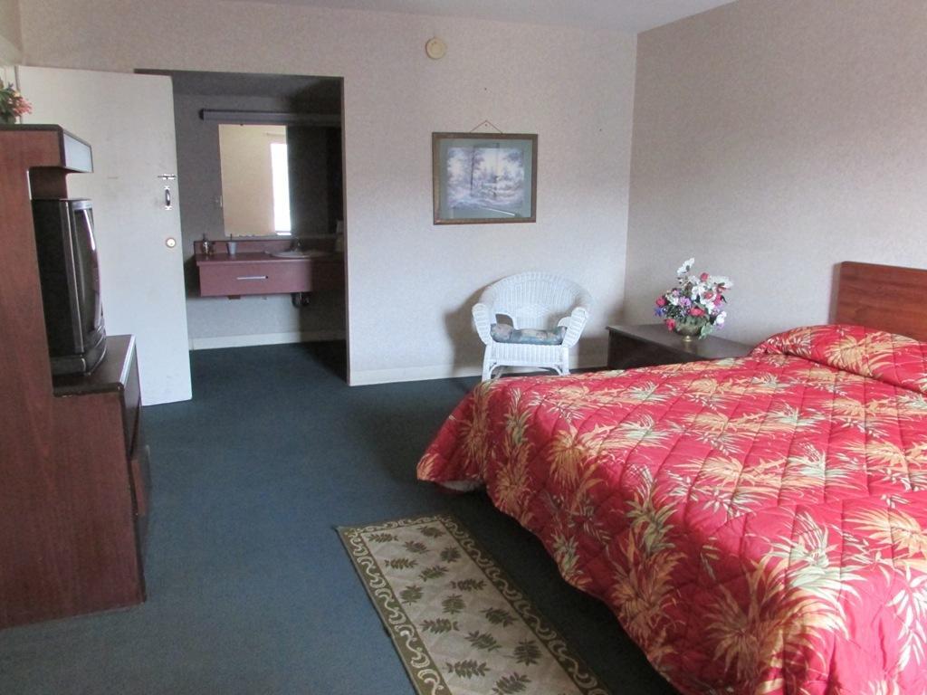 New Valdosta Inn And Suites ห้อง รูปภาพ