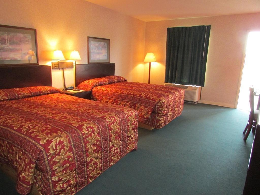 New Valdosta Inn And Suites ห้อง รูปภาพ